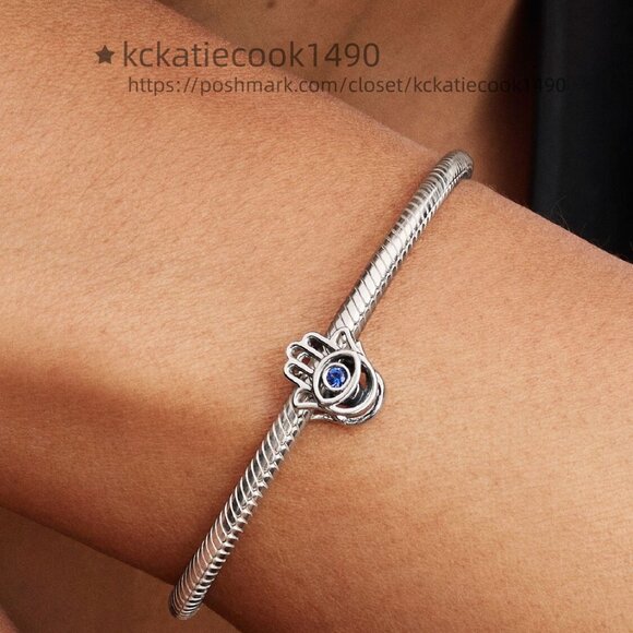 Pandora Hamsa Hand Charm - Picture 4 of 5